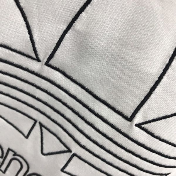 稀少バレンシアガ x アディダス パチモン コラボ トレフォイル Tシャツ baj76671